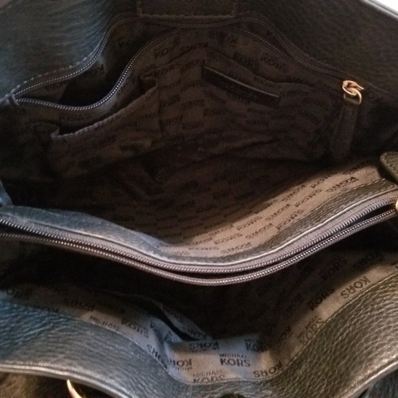 Michael Kors Bag - Picture 5 of 7